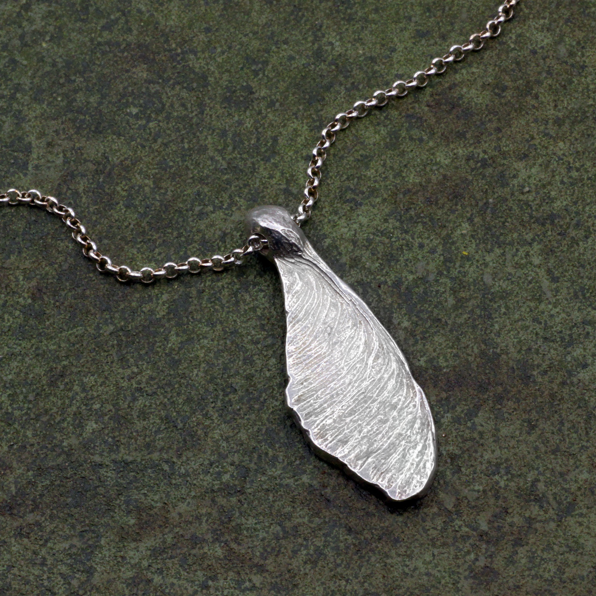 Collier demie samare – Image 2