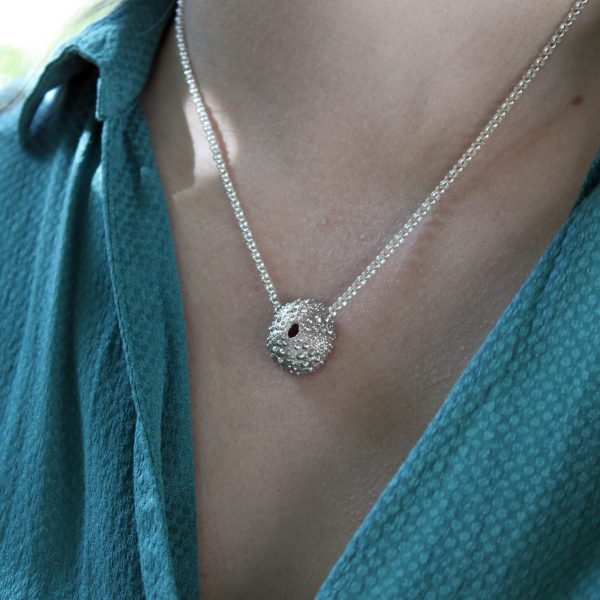 Collier grand oursin ovale – Image 3