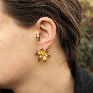 Clous fleur d’eucomis plaqué or